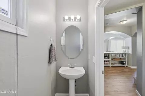Entry Way - 838 S Huish Dr, Gilbert, AZ 85296 photo 3 of 5