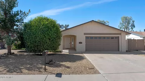 10107 W Meadowbrook Ave, Phoenix, AZ 85037