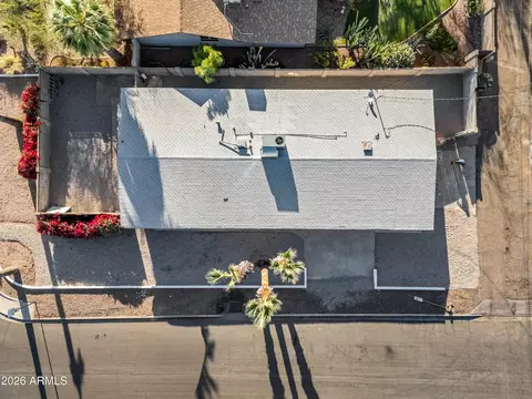 View/Area - 1246 E Winter Dr, Phoenix, AZ 85020 photo 3 of 19