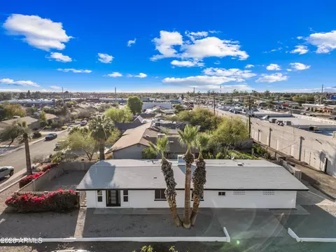 View/Area - 1246 E Winter Dr, Phoenix, AZ 85020 photo 1 of 19
