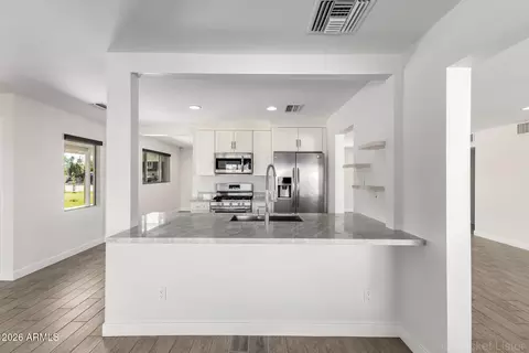 Kitchen - 3930 E Oak St, Phoenix, AZ 85008 photo 3 of 4