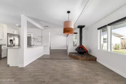 Living - 3930 E Oak St, Phoenix, AZ 85008 photo 11 of 15