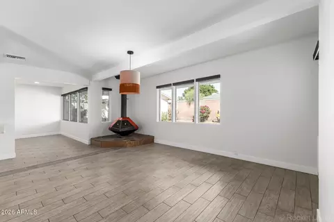 Living - 3930 E Oak St, Phoenix, AZ 85008 photo 10 of 15