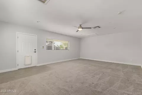 Living - 3930 E Oak St, Phoenix, AZ 85008 photo 13 of 15