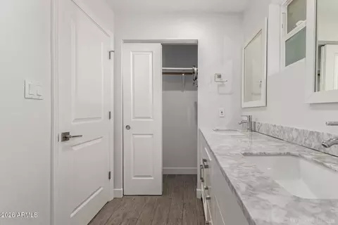 Bath - 3930 E Oak St, Phoenix, AZ 85008 photo 3 of 4