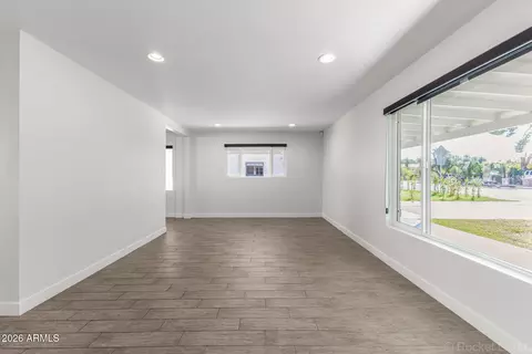 Living - 3930 E Oak St, Phoenix, AZ 85008 photo 6 of 15