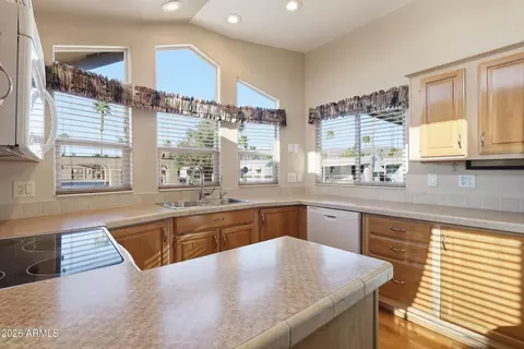220 Motherlode Dr, Apache Junction, AZ 85119 photo 23