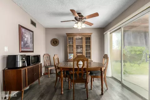 Dining - 1848 Edgewood Ave, Mesa, AZ 85204 photo 1 of 1