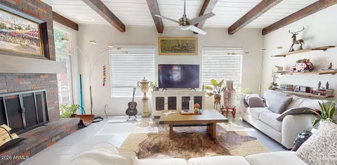 2031 W Nopal Ave W, Mesa, AZ 85202