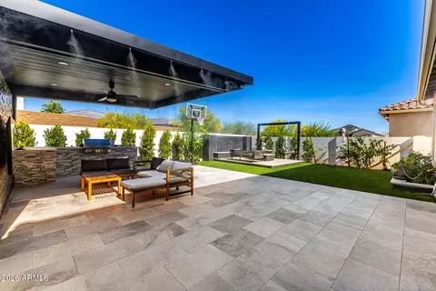 Exterior - 5964 E Sinclair St, Phoenix, AZ 85054 photo 8 of 27