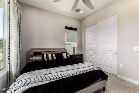 Bedroom - 5964 E Sinclair St, Phoenix, AZ 85054 photo 4 of 6