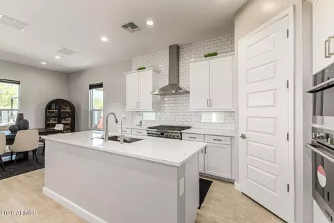 Kitchen - 5964 E Sinclair St, Phoenix, AZ 85054 photo 5 of 6