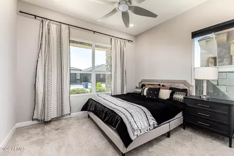 Bedroom - 5964 E Sinclair St, Phoenix, AZ 85054 photo 3 of 6