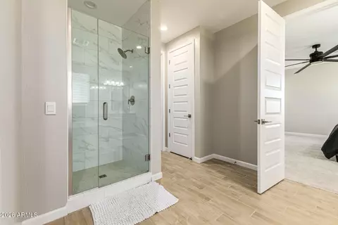 Entry Way - 5964 E Sinclair St, Phoenix, AZ 85054 photo 3 of 4