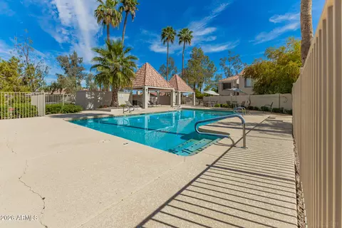 Exterior - 1072 E Sunburst Ln, Tempe, AZ 85284 photo 7 of 7