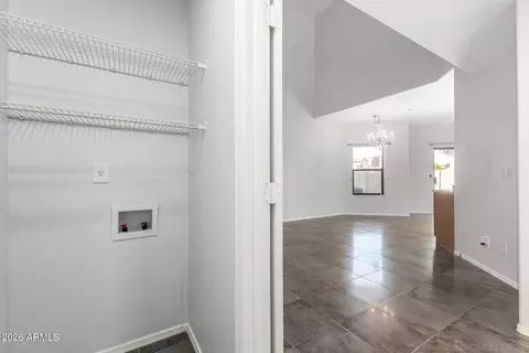 Entry Way - 1072 E Sunburst Ln, Tempe, AZ 85284 photo 6 of 6