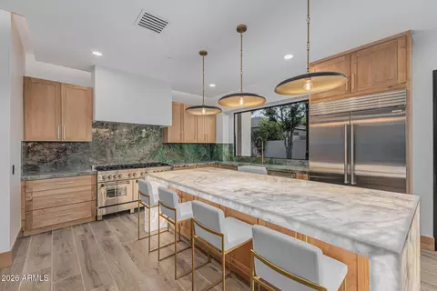10959 E Kora Ln, Scottsdale, AZ 85255