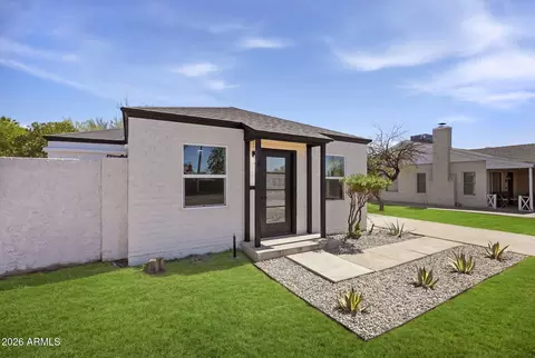 2239 N Edgemere St, Phoenix, AZ 85006