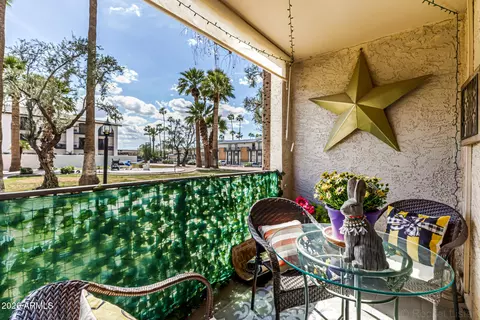 Exterior - 3033 E Devonshire Ave #1032, Phoenix, AZ 85016 photo 2 of 6