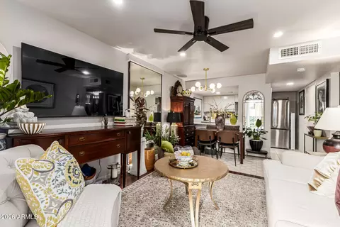 Living - 3033 E Devonshire Ave #1032, Phoenix, AZ 85016 photo 1 of 3