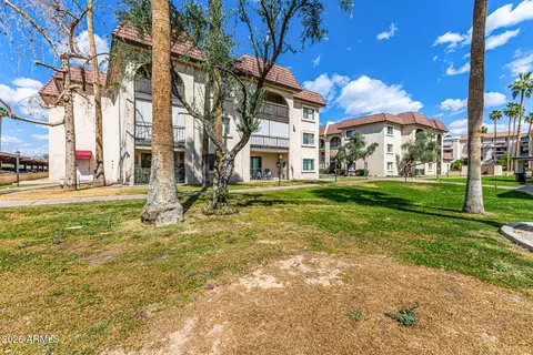 Exterior - 3033 E Devonshire Ave #1032, Phoenix, AZ 85016 photo 6 of 6