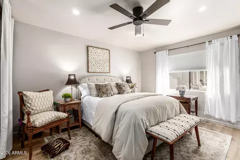 Bedroom - 3033 E Devonshire Ave #1032, Phoenix, AZ 85016 photo 1 of 2