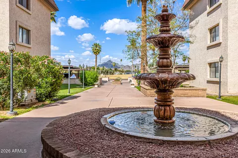 Exterior - 3033 E Devonshire Ave #1032, Phoenix, AZ 85016 photo 1 of 6