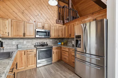 Kitchen - 228 E Belluzzi Blvd, Payson, AZ 85541 photo 1 of 3
