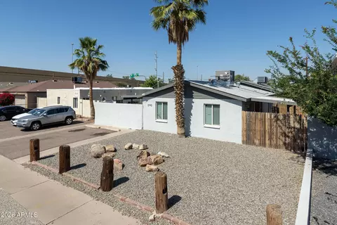 Exterior - 2142 E Taylor St, Phoenix, AZ 85006 photo 2 of 15