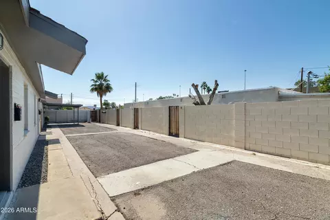 Exterior - 2142 E Taylor St, Phoenix, AZ 85006 photo 11 of 15