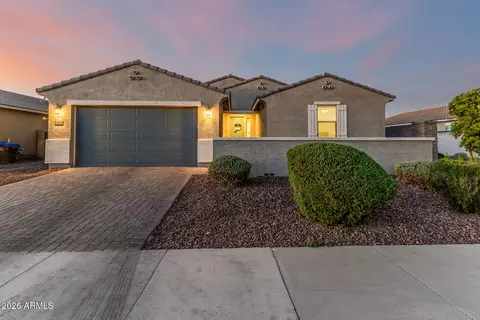 4040 E Caitlin Dr, San Tan Valley, AZ 85140