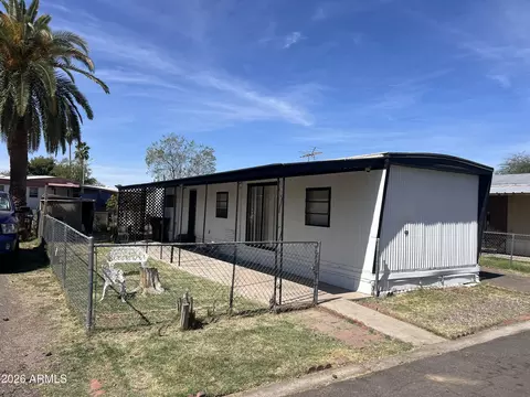 4211 W Roosevelt St #142, Phoenix, AZ 85009