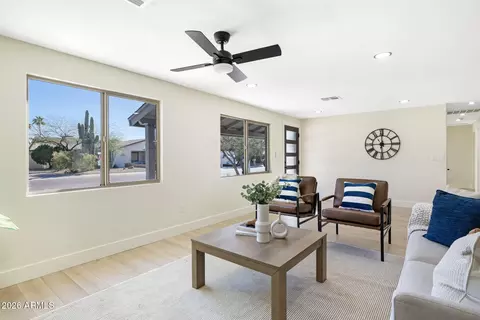 Living - 3718 Evans Dr, Phoenix, AZ 85032 photo 3 of 4