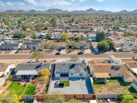 View/Area - 3718 Evans Dr, Phoenix, AZ 85032 photo 2 of 4
