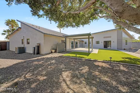 Exterior - 1930 E Rovey Ave, Phoenix, AZ 85016 photo 4 of 6