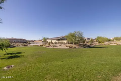 Exterior - 7528 W Odeum Ln, Phoenix, AZ 85043 photo 5 of 6