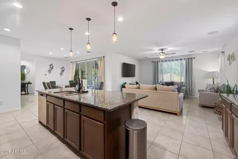 Kitchen - 7528 W Odeum Ln, Phoenix, AZ 85043 photo 3 of 3