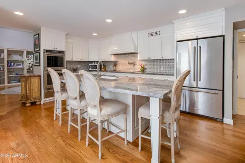 2737 E Arizona Biltmore Cir #2, Phoenix, AZ 85016