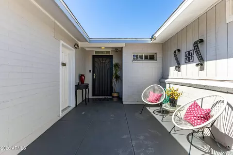 Exterior - 9832 N 29th St, Phoenix, AZ 85028 photo 3 of 17