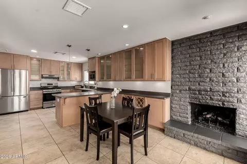 Kitchen - 9832 N 29th St, Phoenix, AZ 85028 photo 3 of 3