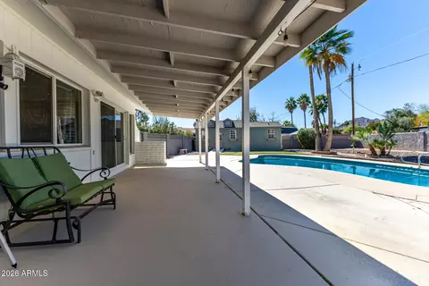 Exterior - 9832 N 29th St, Phoenix, AZ 85028 photo 5 of 17
