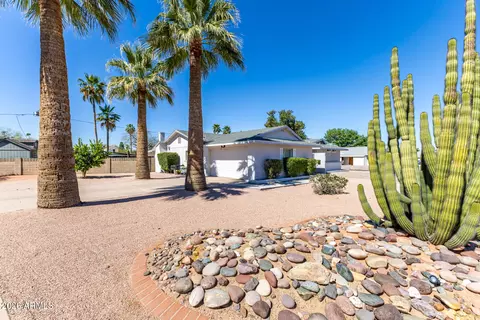Exterior - 9832 N 29th St, Phoenix, AZ 85028 photo 17 of 17
