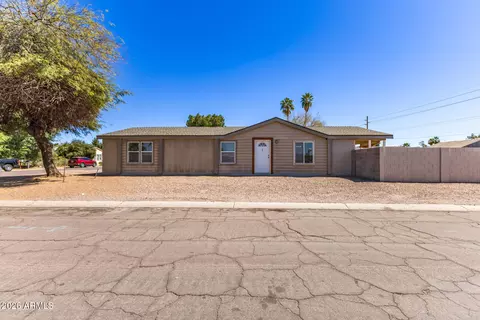 7613 E Flossmoor Ave, Mesa, AZ 85208