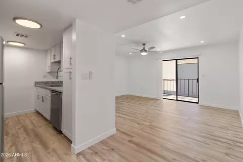 Living - 3033 E Devonshire Ave #2033, Phoenix, AZ 85016 photo 1 of 8
