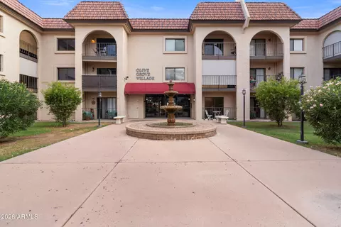 Exterior - 3033 E Devonshire Ave #2033, Phoenix, AZ 85016 photo 5 of 7