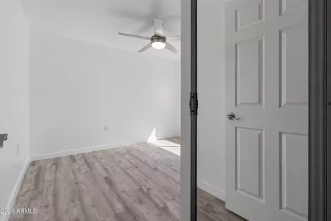 Bedroom - 3033 E Devonshire Ave #2033, Phoenix, AZ 85016 photo 1 of 2