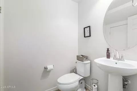 Bath - 5813 W Warner St, Phoenix, AZ 85043 photo 1 of 3