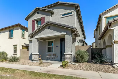 Exterior - 5813 W Warner St, Phoenix, AZ 85043 photo 4 of 9