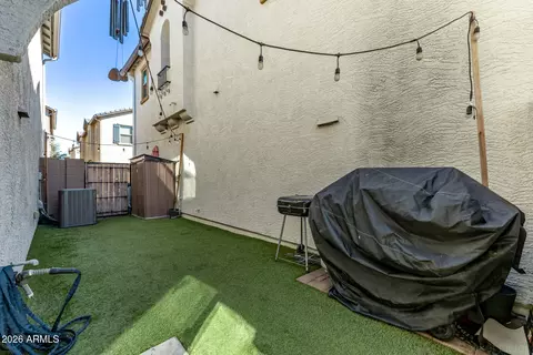 Exterior - 5813 W Warner St, Phoenix, AZ 85043 photo 5 of 9