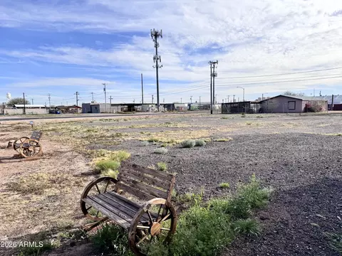 321 S Main St #2, Coolidge, AZ 85128